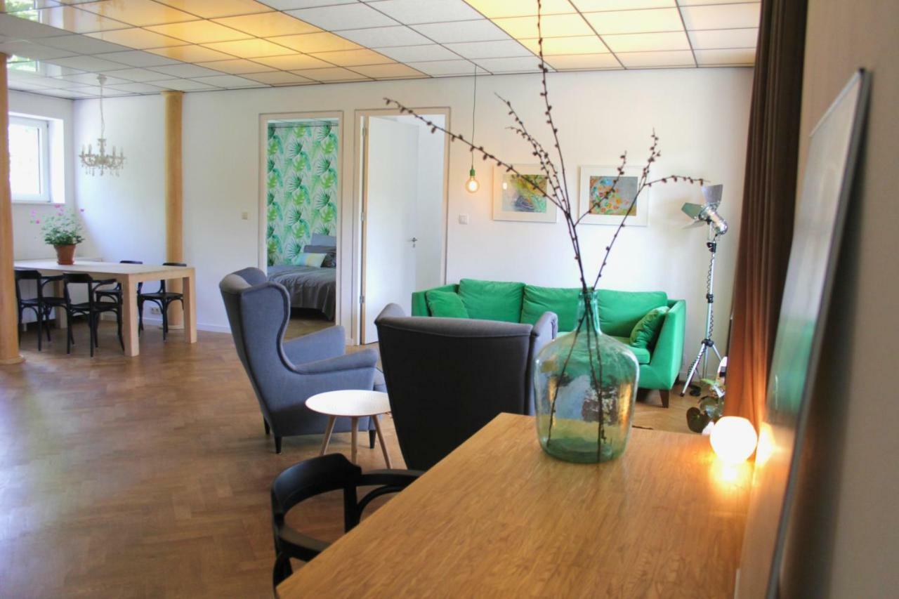 Holiday home De Oude Kleuterschool